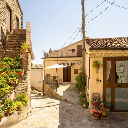 Il Paesaggio Lunare Guest house *