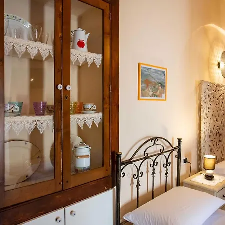 Guest house Il Paesaggio Lunare Aliano